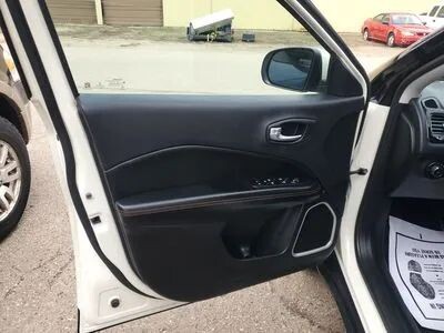 2018 Jeep Compass in Wadena, MN 56482 - 18133183 9