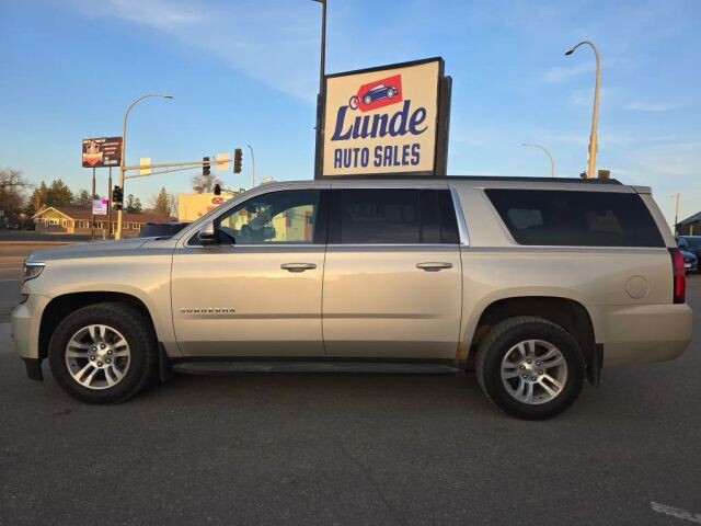 2017 Chevrolet Suburban in Wadena, MN 56482 - 18133186 2