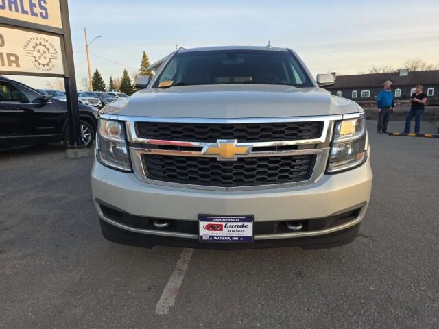 2017 Chevrolet Suburban in Wadena, MN 56482 - 18133186 15