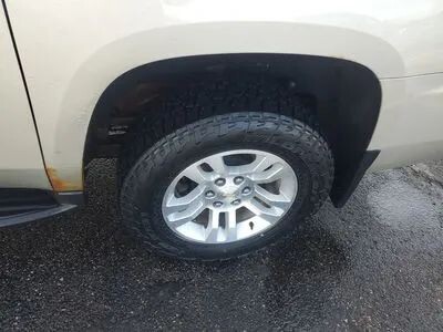 2017 Chevrolet Suburban in Wadena, MN 56482 - 18133186 36