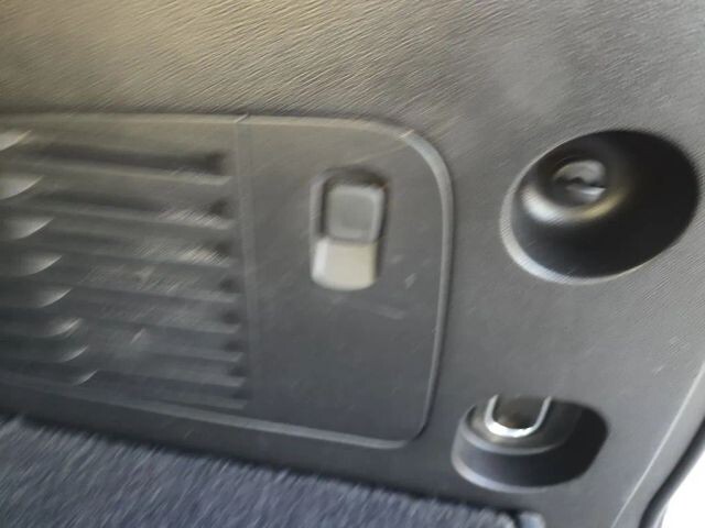 2017 Chevrolet Suburban in Wadena, MN 56482 - 18133186 10