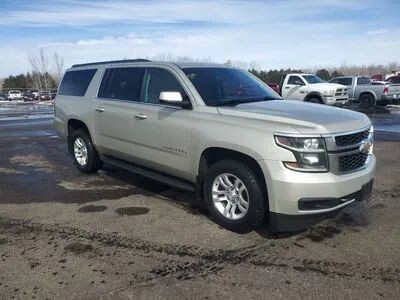 2017 Chevrolet Suburban in Wadena, MN 56482 - 18133186 33