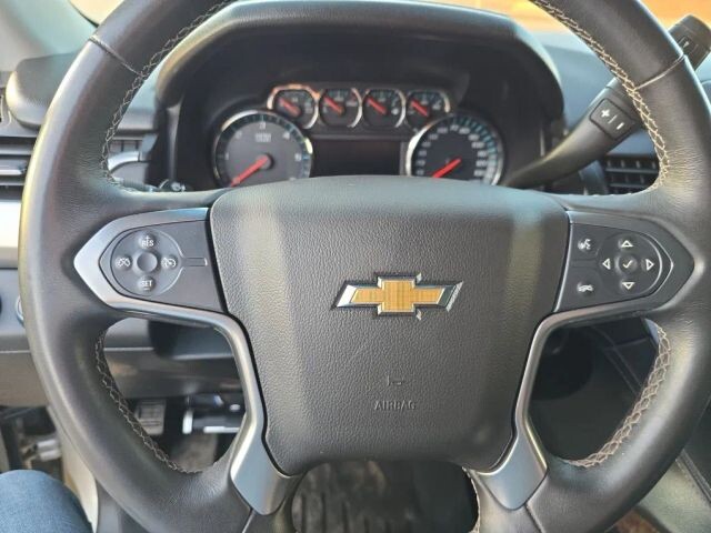 2017 Chevrolet Suburban in Wadena, MN 56482 - 18133186 30