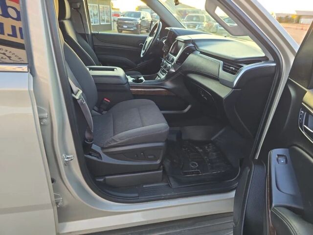 2017 Chevrolet Suburban in Wadena, MN 56482 - 18133186 21