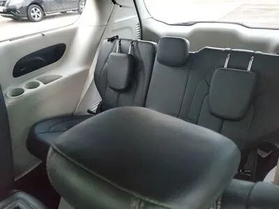 2018 Chrysler Pacifica in Wadena, MN 56482 - 18133187 8