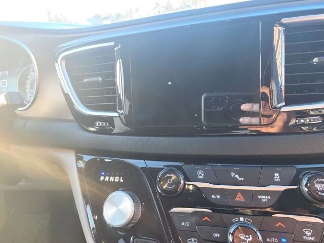 2018 Chrysler Pacifica in Wadena, MN 56482 - 18133187 40