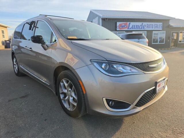 2018 Chrysler Pacifica in Wadena, MN 56482 - 18133187 21