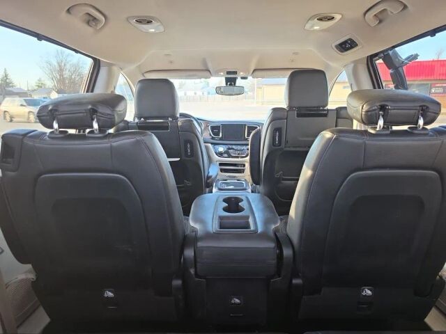 2018 Chrysler Pacifica in Wadena, MN 56482 - 18133187 17