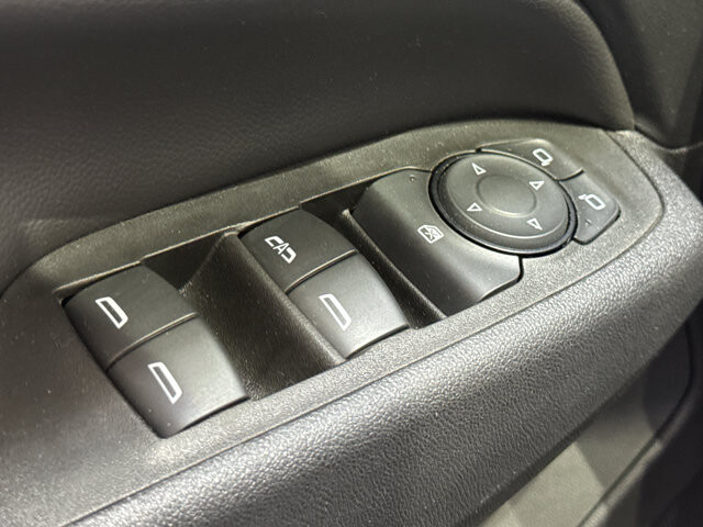 2024 Chevrolet Equinox in Burlington, WI 53105 - 18133198 20