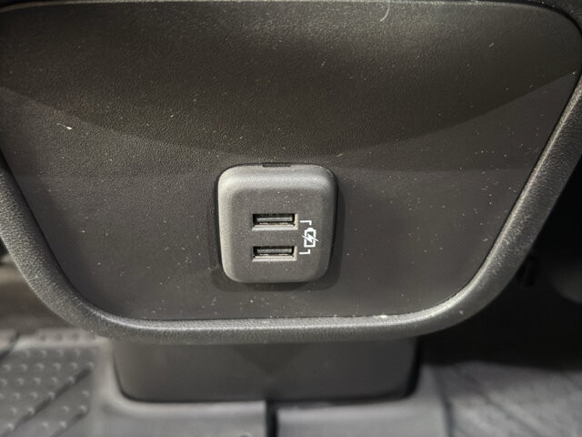 2024 Chevrolet Equinox in Burlington, WI 53105 - 18133198 12