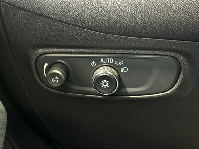 2024 Chevrolet Equinox in Burlington, WI 53105 - 18133198 19