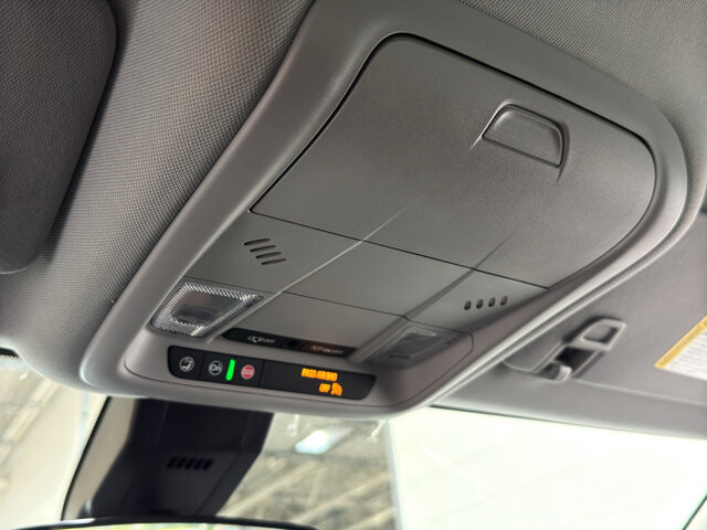 2024 Chevrolet Equinox in Burlington, WI 53105 - 18133198 22