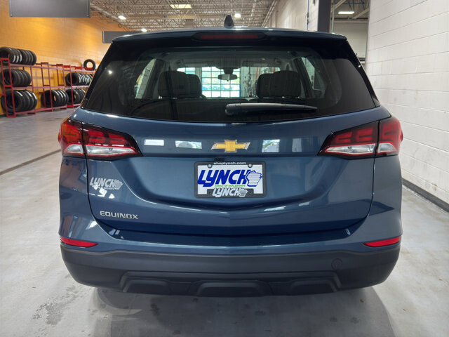 2024 Chevrolet Equinox in Burlington, WI 53105 - 18133199 4