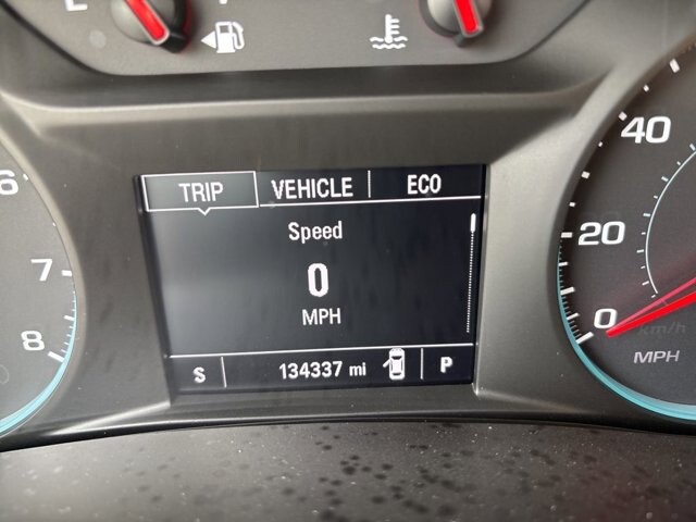 2018 Chevrolet Equinox in Marysville, OH 43040 - 18133201 23