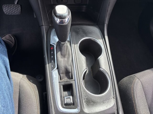 2018 Chevrolet Equinox in Marysville, OH 43040 - 18133201 28