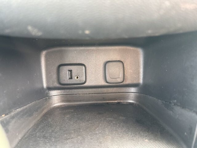 2018 Chevrolet Equinox in Marysville, OH 43040 - 18133201 27