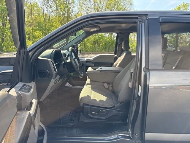 2015 Ford F150 in Marysville, OH 43040 - 18133202 16