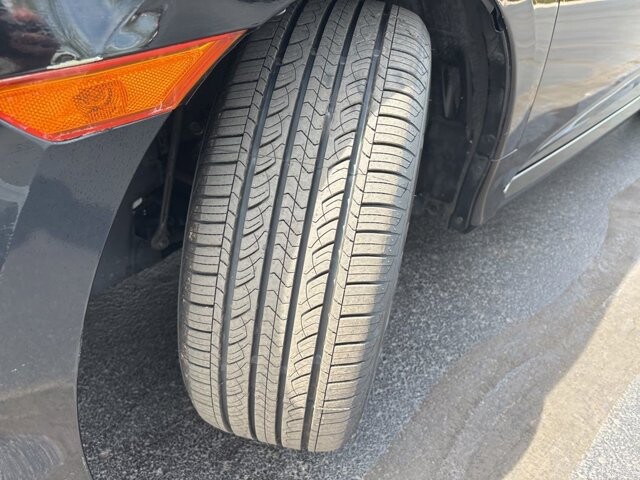 2018 Honda Civic in Marysville, OH 43040 - 18133203 11