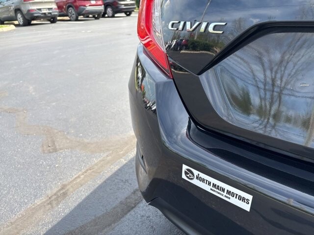 2018 Honda Civic in Marysville, OH 43040 - 18133203 7