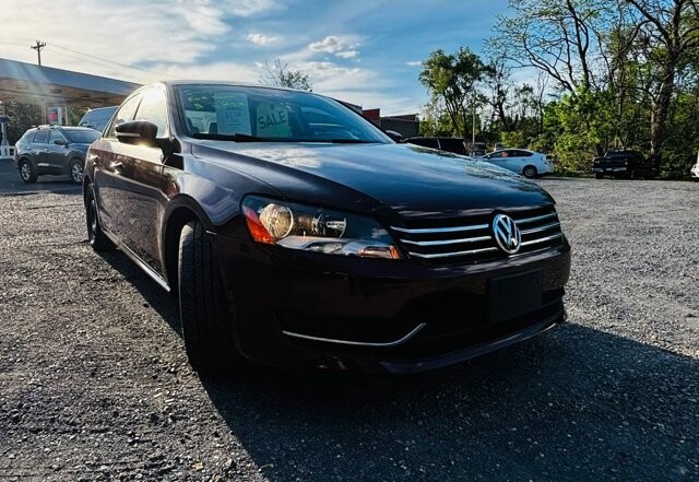 2013 Volkswagen Passat in Harrisonburg, VA 22801 - 18133204 2