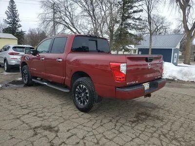 2017 Nissan Titan in Wadena, MN 56482 - 18133208 4