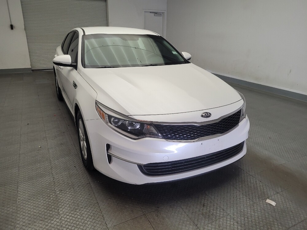 2018 Kia Optima in Montclair, CA 91763 - 18133215 14