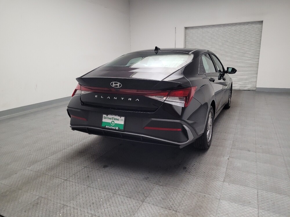 2025 Hyundai Elantra in Torrance, CA 90504 - 18133217 7