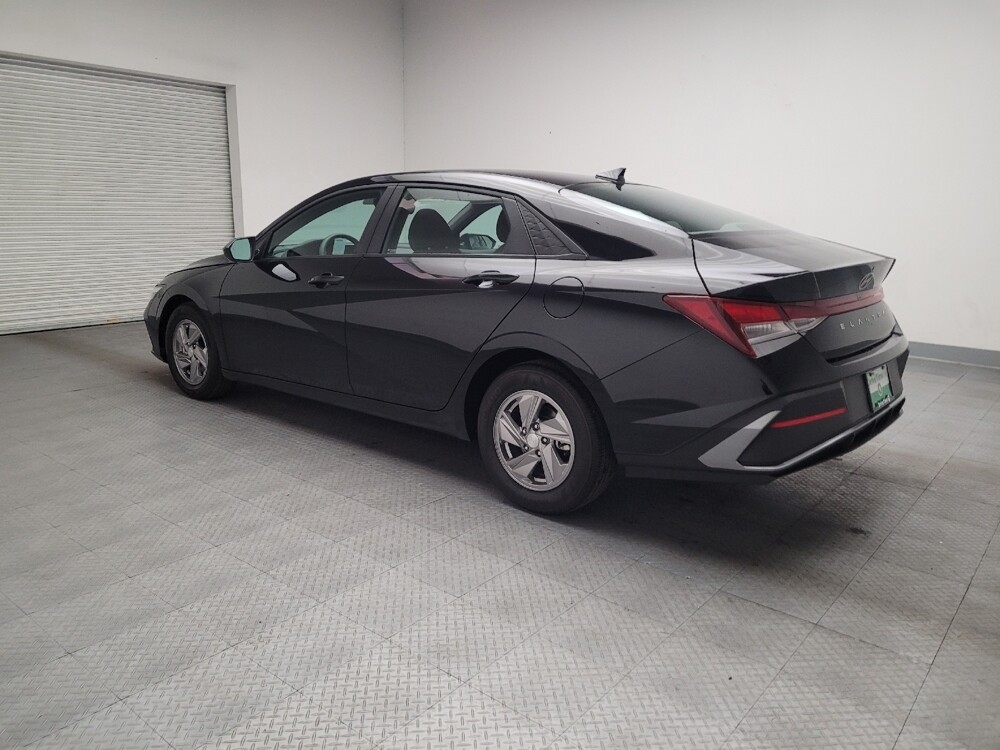 2025 Hyundai Elantra in Torrance, CA 90504 - 18133217 3