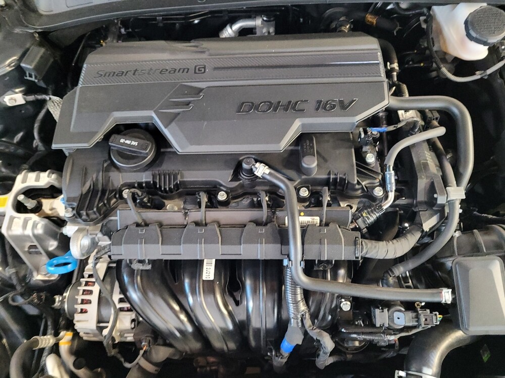 2025 Hyundai Elantra in Torrance, CA 90504 - 18133217 30