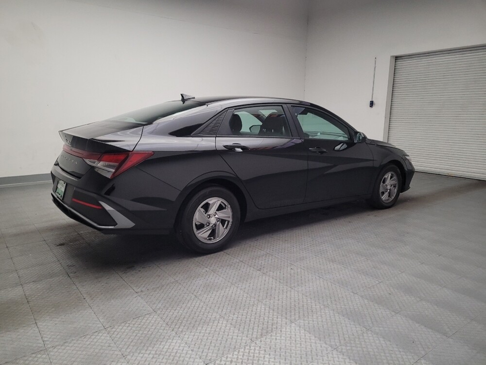 2025 Hyundai Elantra in Torrance, CA 90504 - 18133217 10