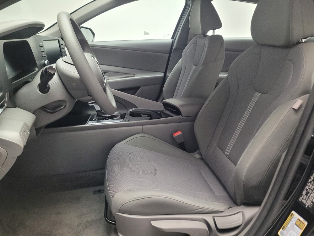 2025 Hyundai Elantra in Torrance, CA 90504 - 18133217 17