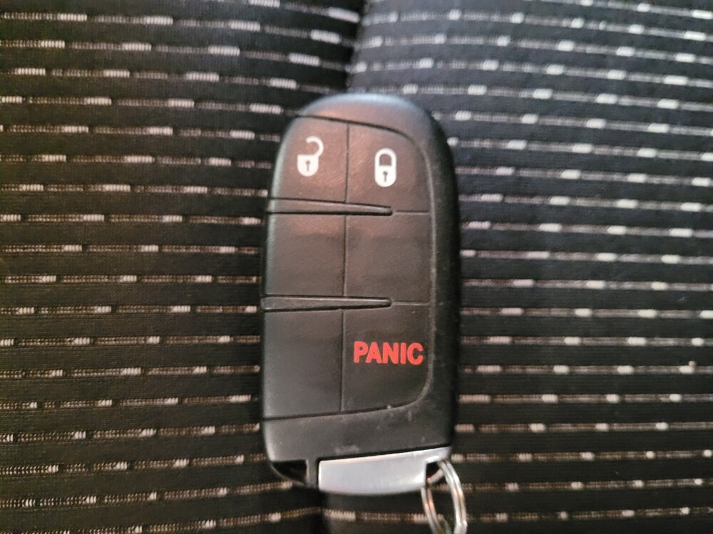 2020 Dodge Journey in Downey, CA 90241 - 18133221 32