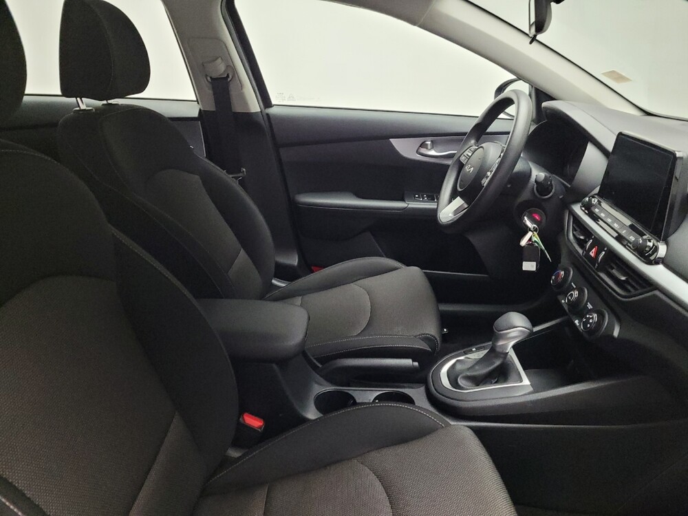 2024 Kia Forte in Montclair, CA 91763 - 18133222 21