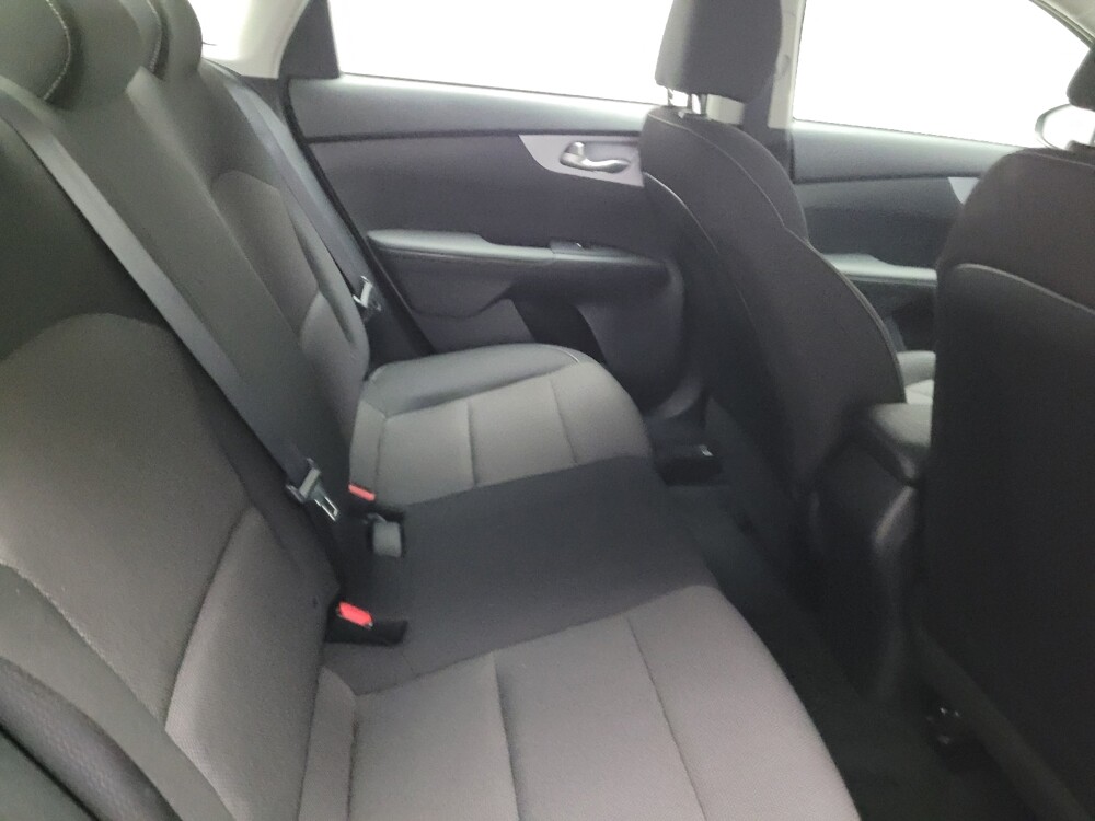 2024 Kia Forte in Montclair, CA 91763 - 18133222 19