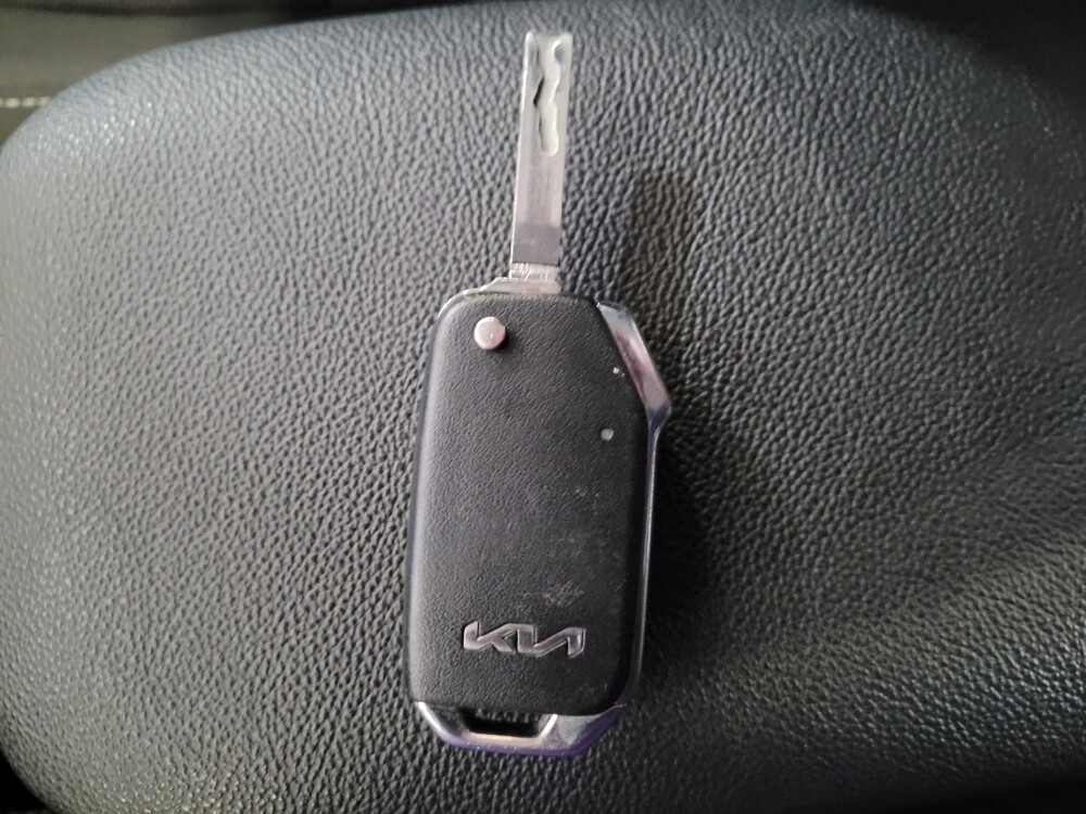 2024 Kia Forte in Montclair, CA 91763 - 18133222 32