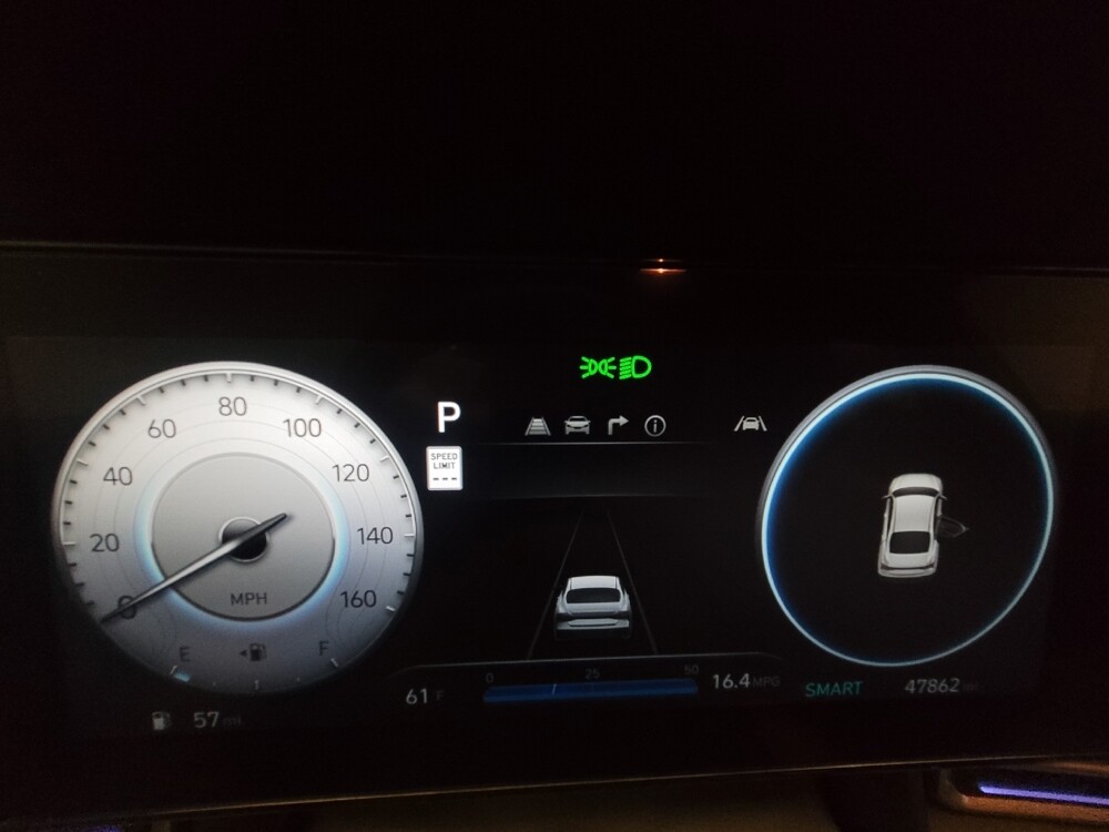 2024 Hyundai Elantra in Downey, CA 90241 - 18133223 23