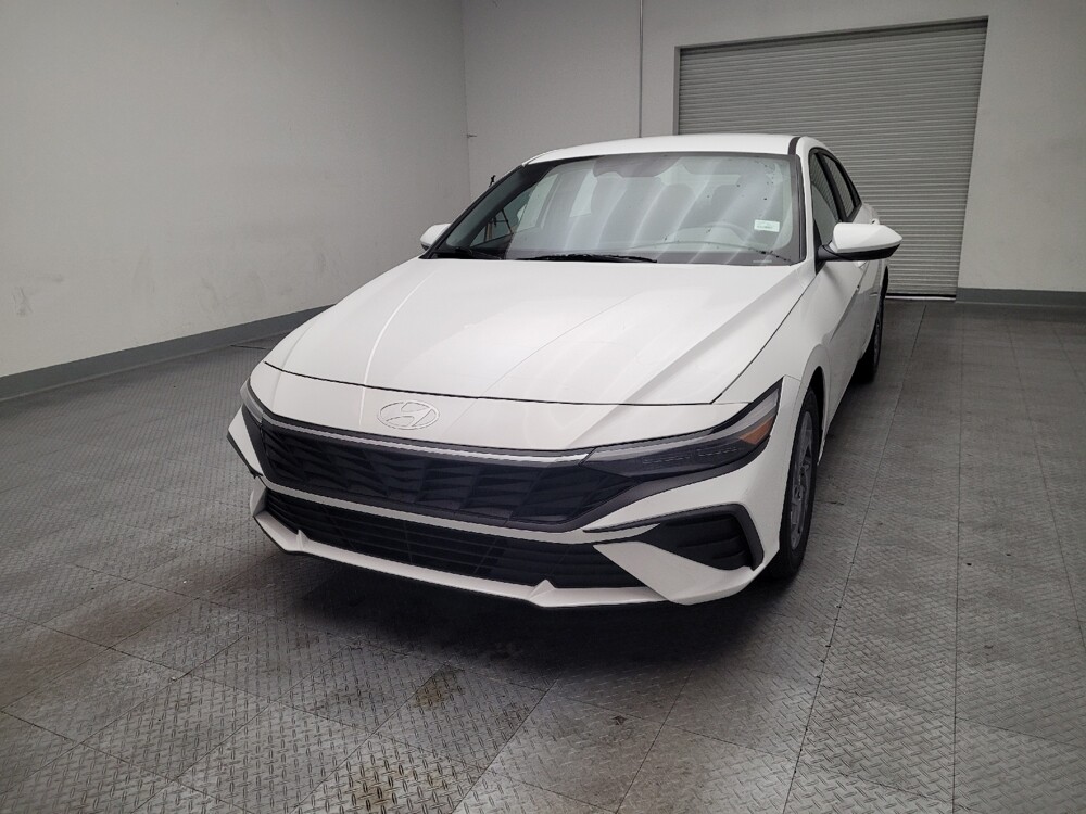2024 Hyundai Elantra in Downey, CA 90241 - 18133223 15