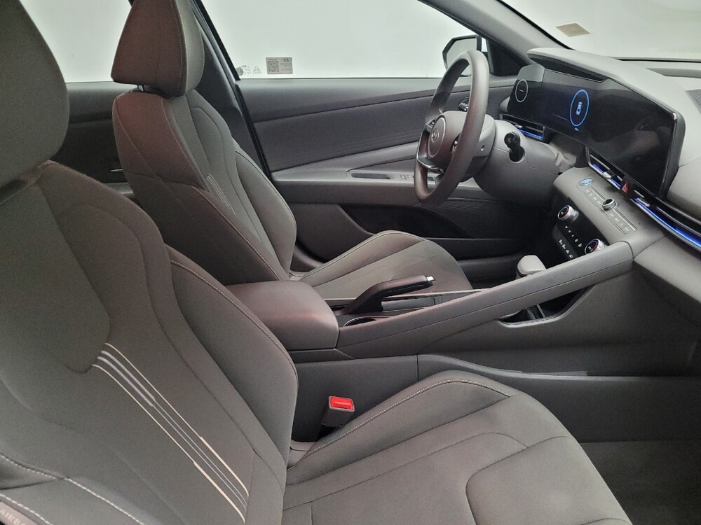 2024 Hyundai Elantra in Downey, CA 90241 - 18133223 21