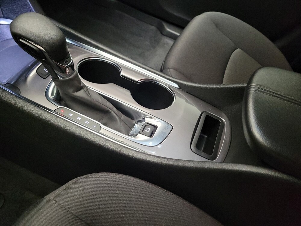 2025 Chevrolet Malibu in Torrance, CA 90504 - 18133227 26