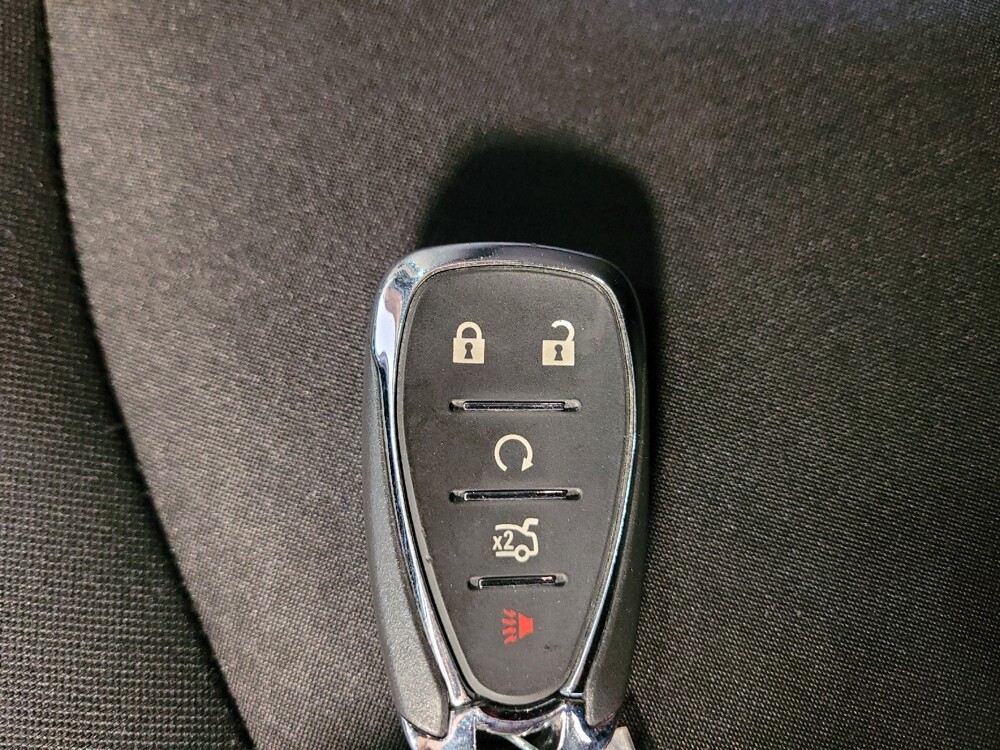 2025 Chevrolet Malibu in Torrance, CA 90504 - 18133227 32