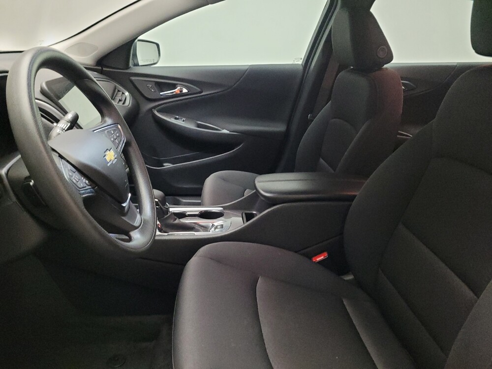 2025 Chevrolet Malibu in Torrance, CA 90504 - 18133227 17