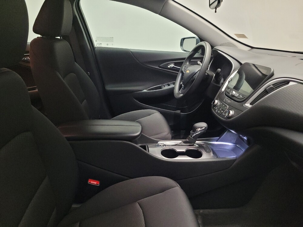 2025 Chevrolet Malibu in Torrance, CA 90504 - 18133227 21