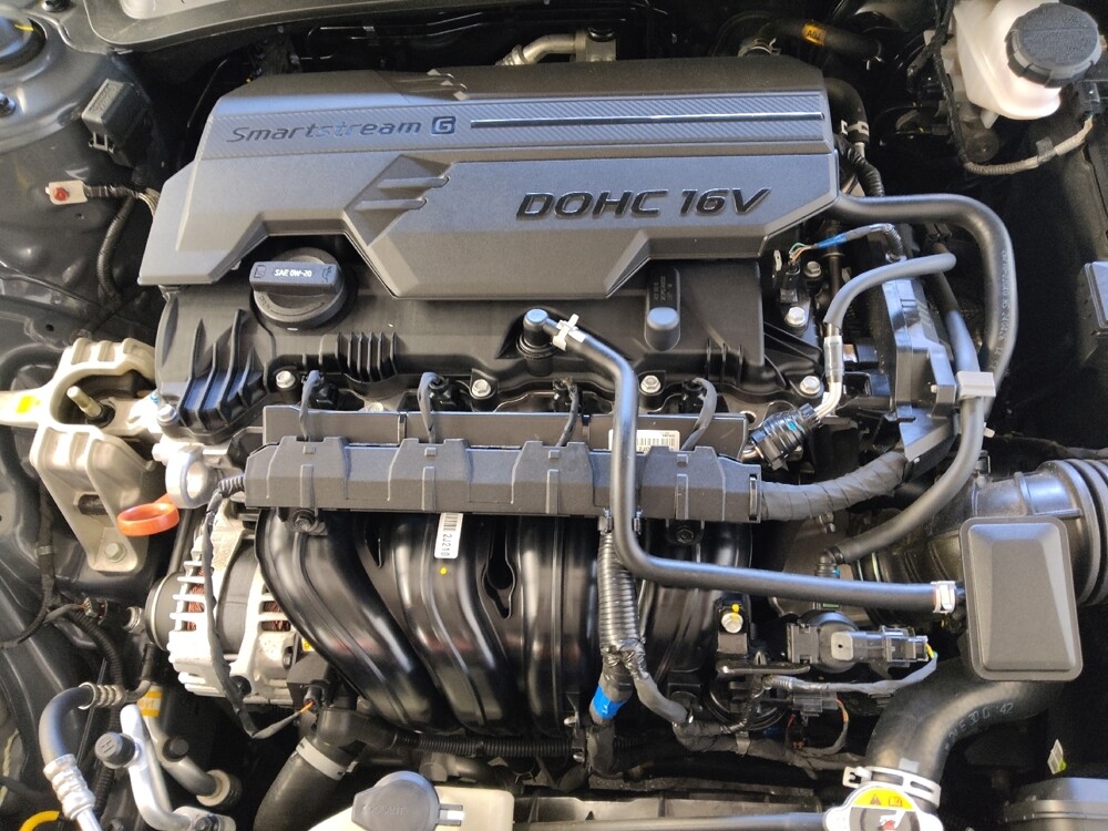 2024 Hyundai Elantra in Chattanooga, TN 37421 - 18133231 30