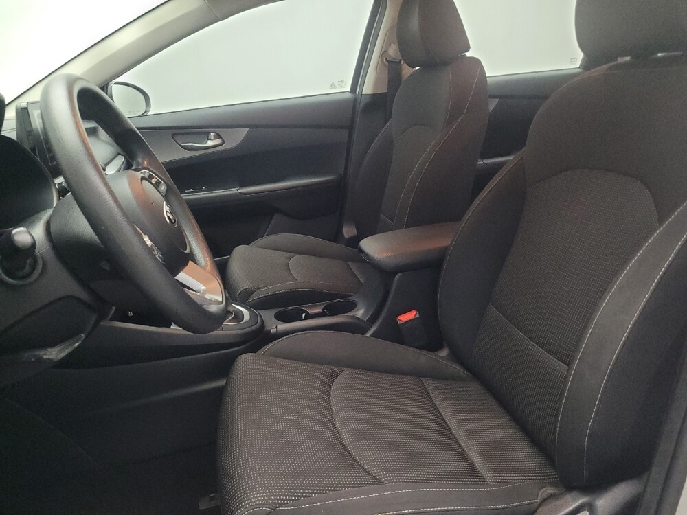 2019 Kia Forte in Conyers, GA 30094 - 18133235 17