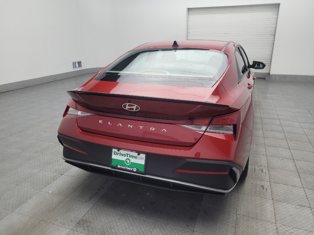 2025 Hyundai Elantra in Chattanooga, TN 37421 - 18133240 7