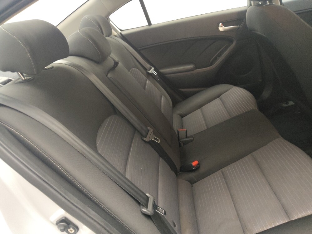 2017 Kia Forte in Conyers, GA 30094 - 18133245 19