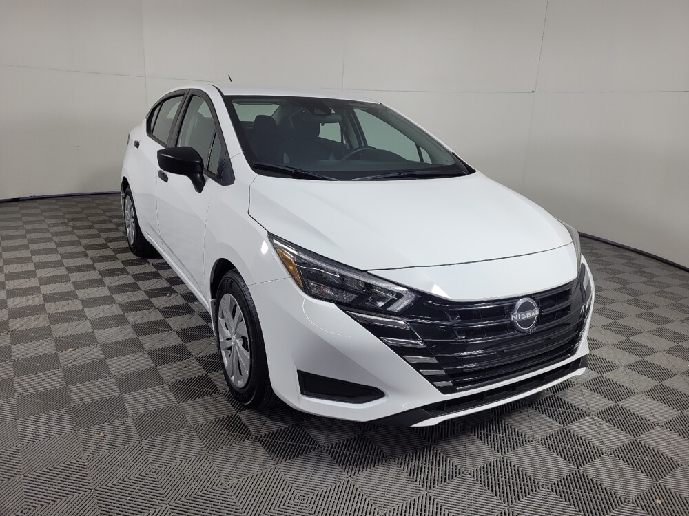 2025 Nissan Versa in Arlington, TX 76011 - 18133250 13