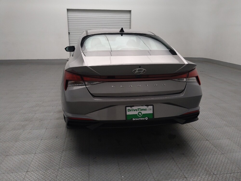 2023 Hyundai Elantra in Plano, TX 75074 - 18133251 6