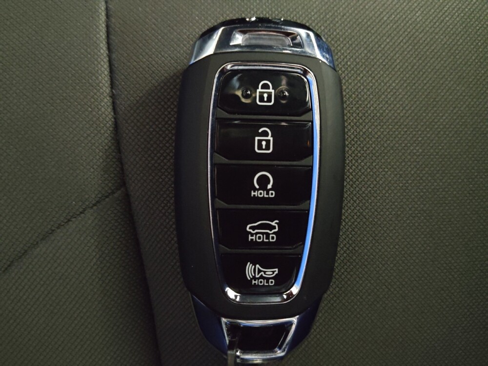 2023 Hyundai Elantra in Plano, TX 75074 - 18133251 32