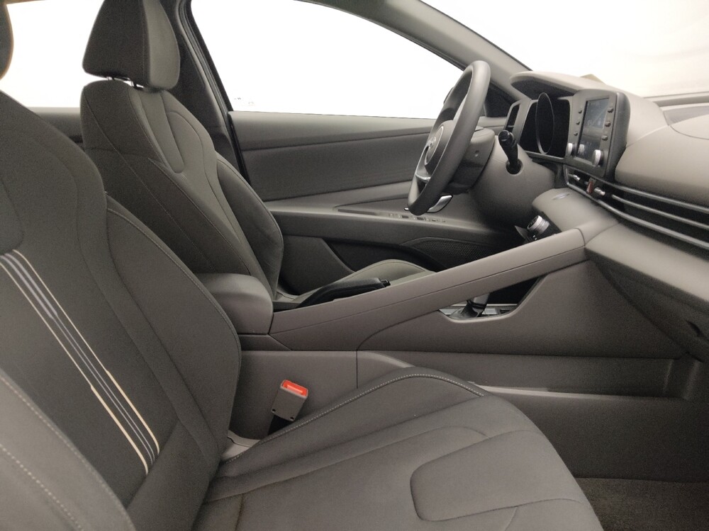 2023 Hyundai Elantra in Plano, TX 75074 - 18133251 21